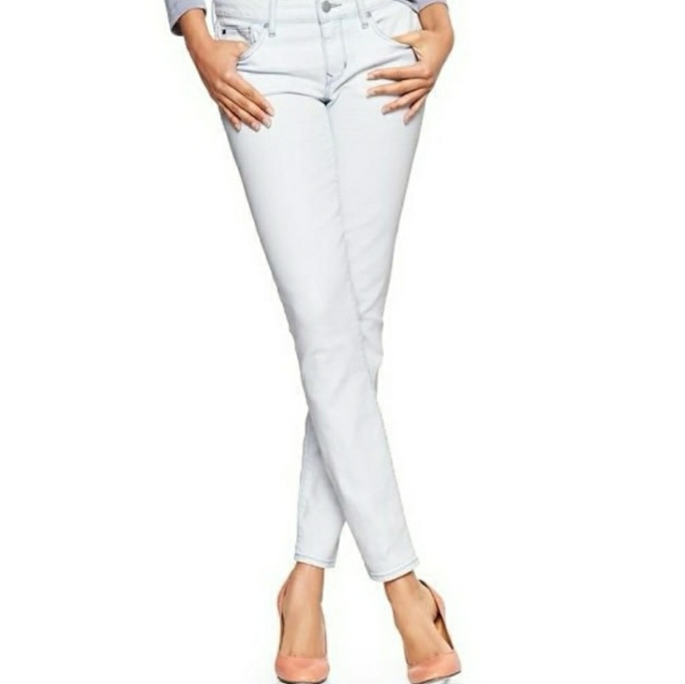 Gap Light Whitewashed Always Skinny Jeans 33 16